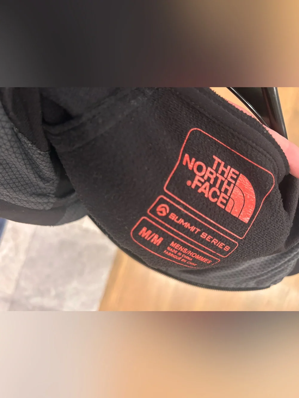 The North Face Summit Series Men’s M Black Hooded Softshell Jacket Red Accents